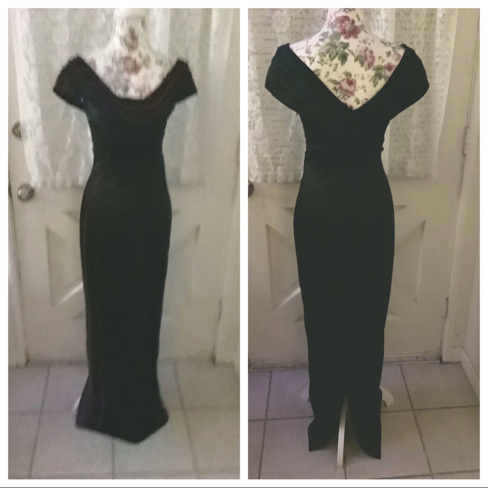 Elegant Black Off The Shoulder Column Evening Dress